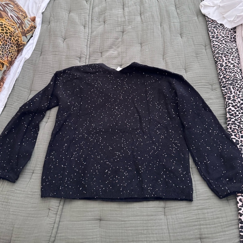 NWT black soft sweater with sequin embellishments Sz m - Picture 8 of 11